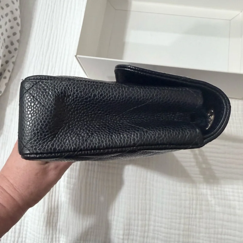 CHANEL Black Quilted Caviar Leather Shoulder Bag with Silver Chain - Picture 5 of 10